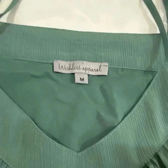 Wishlist Apparel green sexy flowy lightweight summery spaghetti strap top size M - Picture 4 of 5
